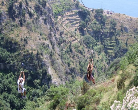 Volo parallelo per quattro persone in zipline in Costiera Amalfitana