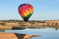 Voo em Balão Exclusivo p/6 no Alentejo